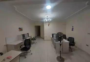 Administrative For rent - 3 rooms - floor 4