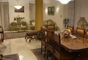 Furnished Apartment For sale - 4 rooms - floor 5