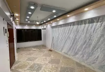 Apartments For sale - 2 rooms - floor 6