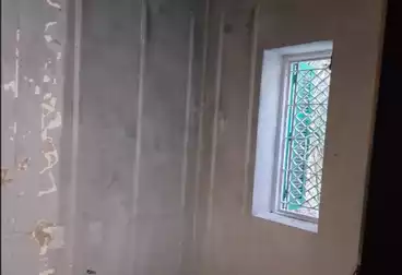 شقة بحديقة للإيجار - 2 غرف - بالدور 0