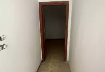 Apartments For sale - 2 rooms - floor 4