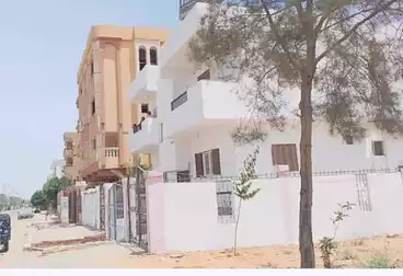 Apartments For sale - 3 rooms - floor 1