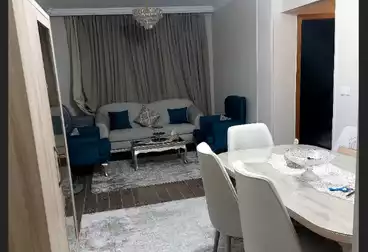 Apartments For sale - 2 rooms - floor 5