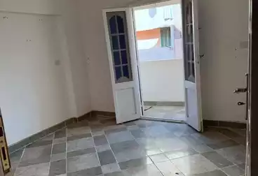 Apartments For sale - 2 rooms - floor 5