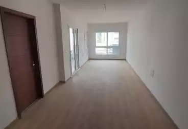 Apartment with Garden For sale - 2 rooms - floor 0