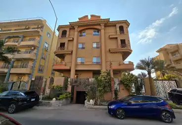 Apartments For sale - 4 rooms - floor 2