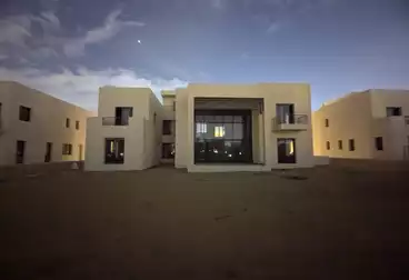 Villas For sale - 8 rooms