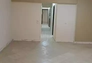 Apartments For sale - 3 rooms - floor 1