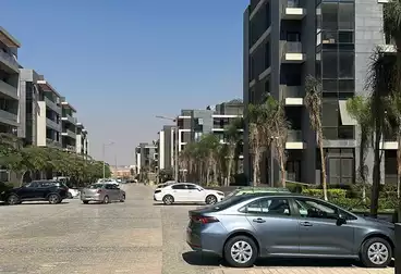 Apartments For sale - 3 rooms - floor 1