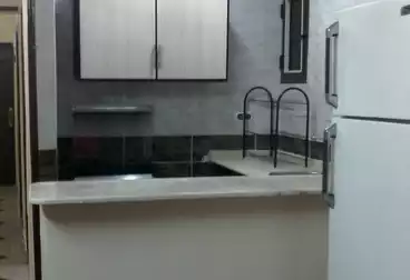 Apartments For sale - 2 rooms - floor 6