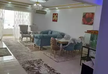 Furnished Apartment For sale - 3 rooms - floor 12