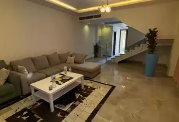تاون هاوس للبيع - 3 غرف