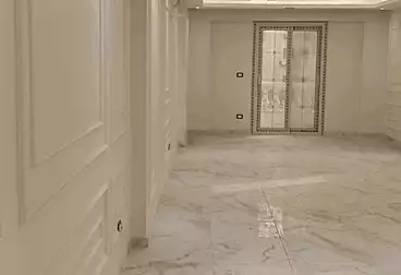 Apartments For sale - 3 rooms - floor 8