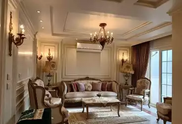 شقق مفروشة للبيع - 3 غرف - بالدور 5