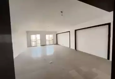 Apartments For sale - 3 rooms - floor 5