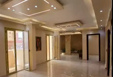 Apartments For sale - 4 rooms - floor 8