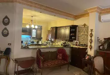 Apartments For sale - 3 rooms - floor 1