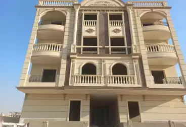 Apartment with Garden For sale - 3 rooms - floor 0