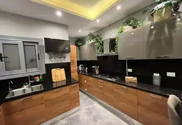 Apartments For sale - 4 rooms - floor 1