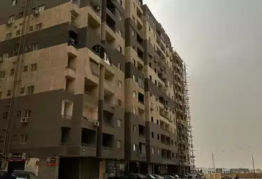 شقق للبيع - 3 غرف - بالدور 7