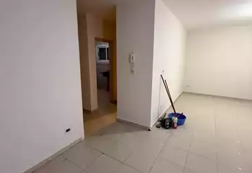 Apartments For sale - 3 rooms - floor 4