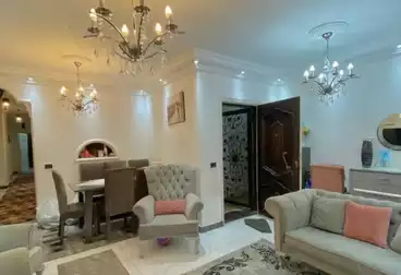 شقق للبيع - 3 غرف - بالدور 1