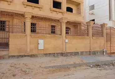 فلل للبيع - 14 غرف