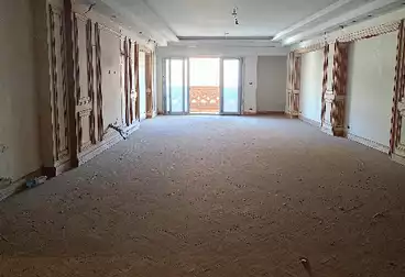 Apartments For sale - 4 rooms - floor 4