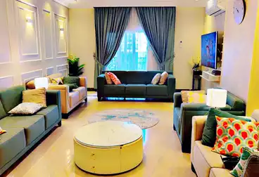 Furnished Apartment For sale - 3 rooms - floor 1
