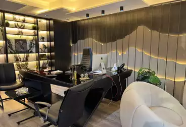 Administrative For rent - 5 rooms - floor 4