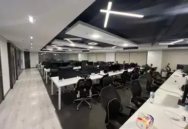 Offices For rent - 5 rooms - floor 0
