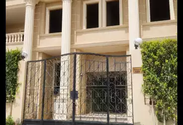 إداري للإيجار - 4 غرف - بالدور 2