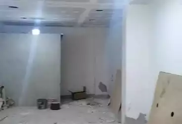 تجاري للإيجار - بالدور 0