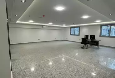 Corporate Branch For rent - 12 rooms - floor 9