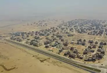شقة بحديقة للبيع - 3 غرف - بالدور 0