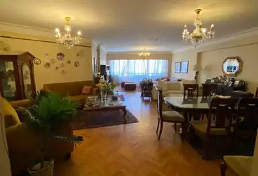 Apartments For sale - 3 rooms - floor 4
