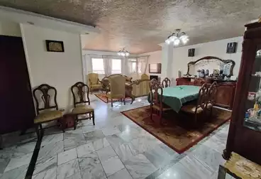 Apartments For sale - 4 rooms - floor 9