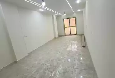 Apartments For sale - 3 rooms - floor 8