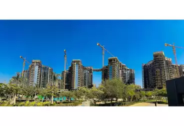 شقق للبيع - 2 غرف - بالدور 10