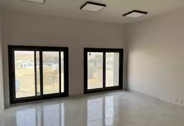 إداري للبيع - 3 غرف - بالدور 1