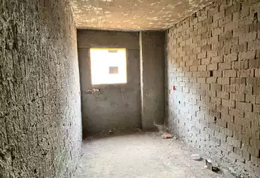 Apartments For sale - 4 rooms - floor 2