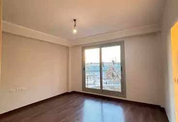 Apartments For sale - 3 rooms - floor 1