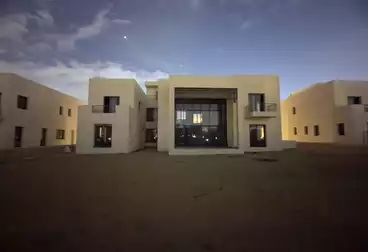Villas For sale - 8 rooms