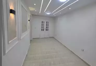 Apartments For sale - 2 rooms - floor 8