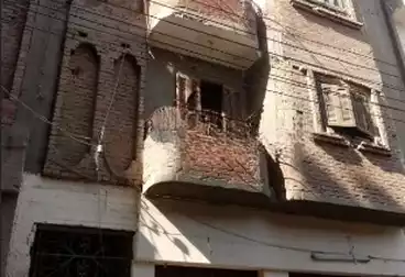 House / Home For sale - 8 rooms