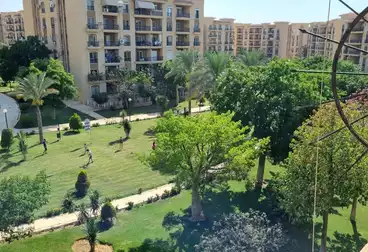 Apartments For sale - 3 rooms - floor 4