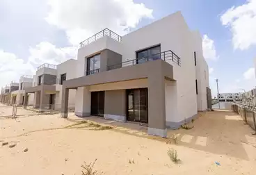 فلل للبيع - 6 غرف