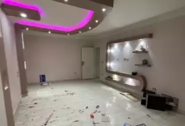 Apartments For sale - 2 rooms - floor 8