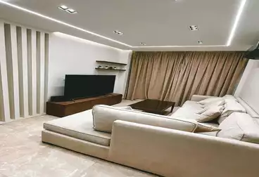 شقق للإيجار - 1 غرف - بالدور 3