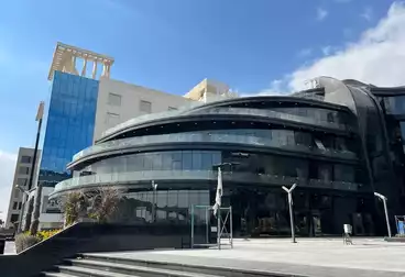 Administrative Building For rent - 72 rooms